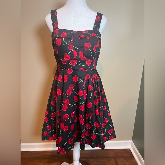 VGT Ixia Cherry Print Dress Black Red Cherries Rockabilly Pinup Retro Lg - Picture 1 of 5
